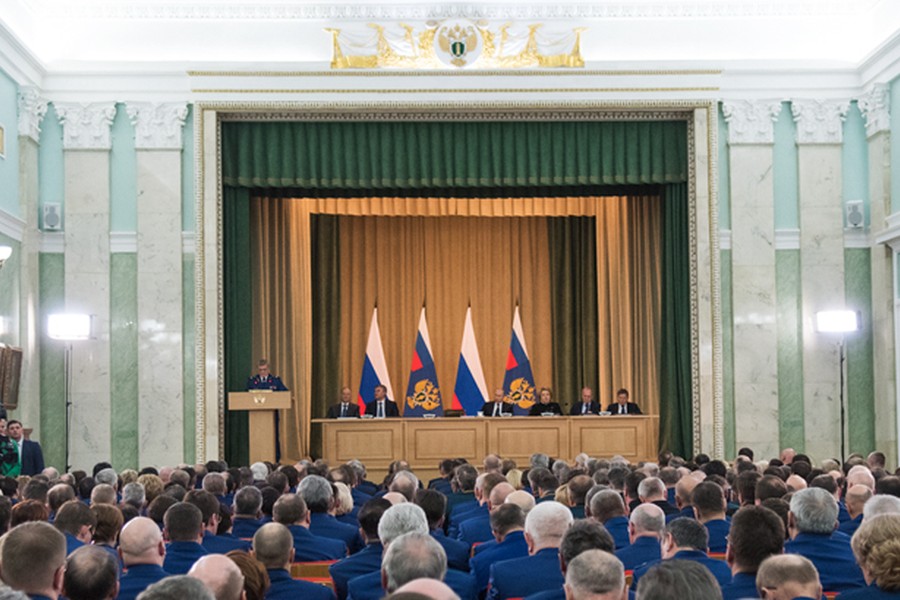 15 февраля 2018 года Ю.П. Синельщиков принял участие в расширенном заседании коллегии Генеральной прокуратуры.